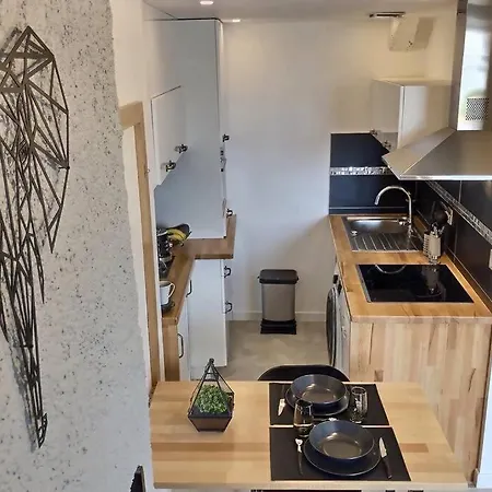 Vue Incroyable Sur A Deux Pas Des Remparts Apartman